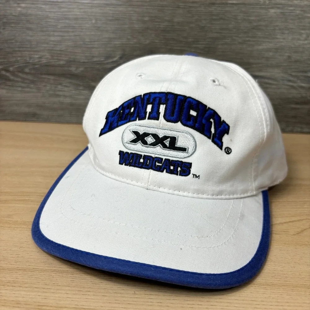 Vintage Kentucky Wildcats‎ Hat Cap Snap Back White Blue Embroidered Adjustable